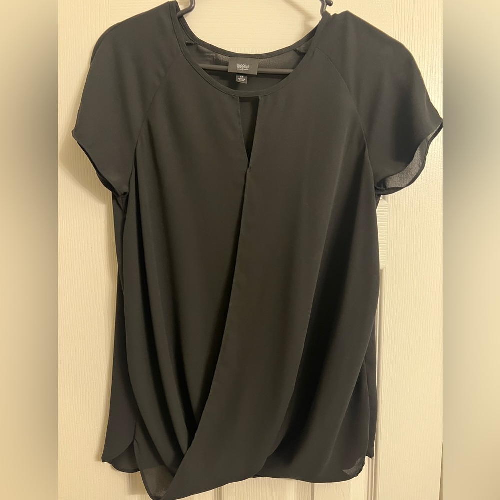 Black short sleeve blouse
